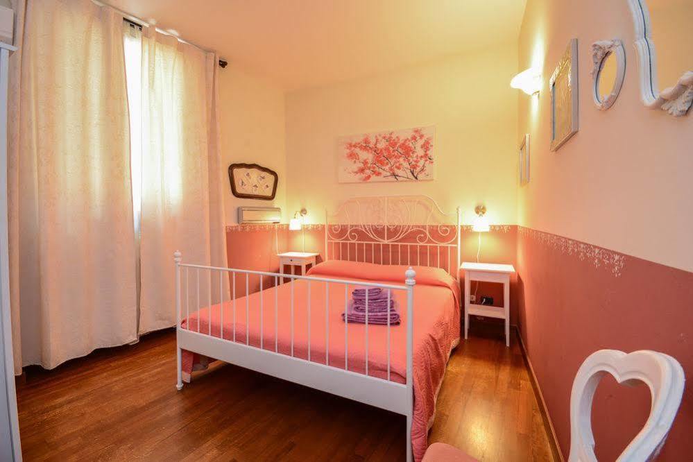 B&B Like Juliet ヴェローナ エクステリア 写真
